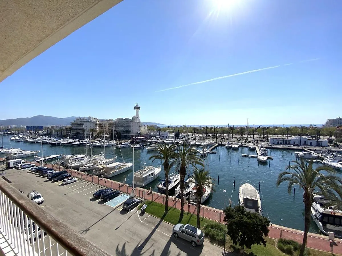Port Grec 3 - Piso Vista Al Puerto Y Montana Apartment Empuriabrava 0*,  Spain